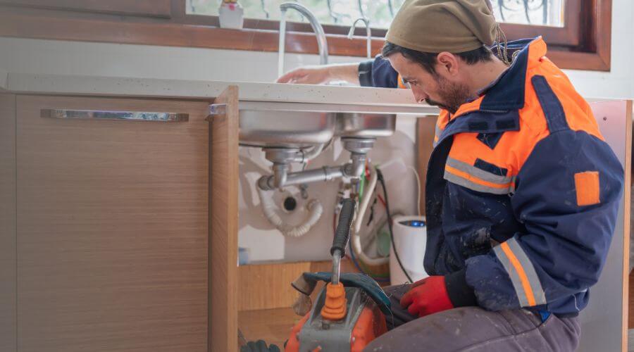 Professional sink repair in Pekin, IN